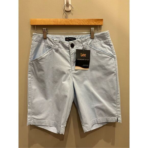 Lee 6 Mid Rise Regular Fit Bermuda chino Shorts pale baby blue flat front- cotto - Picture 1 of 7
